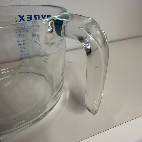 Vintage Pyrex 4 Cup Measuring Cup Pour Spout Blue Letters Corning USA 532-O RARE - Picture 8 of 8